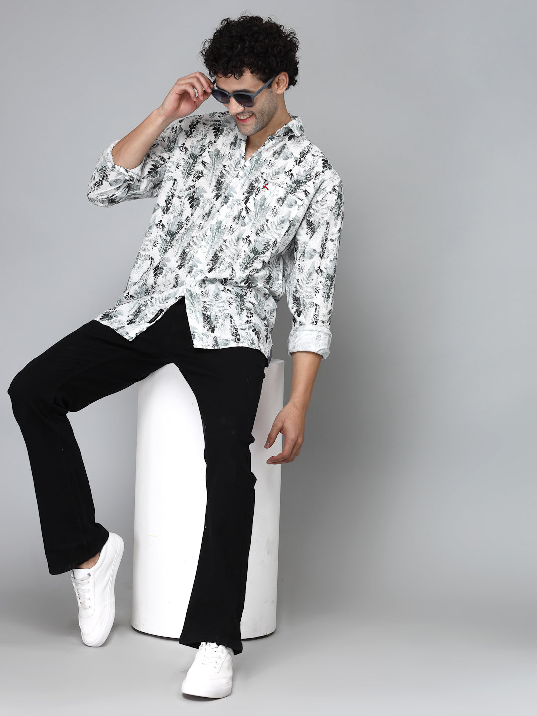 Valbone Men's Abstract Printed Giza Cotton Casual Shirt
