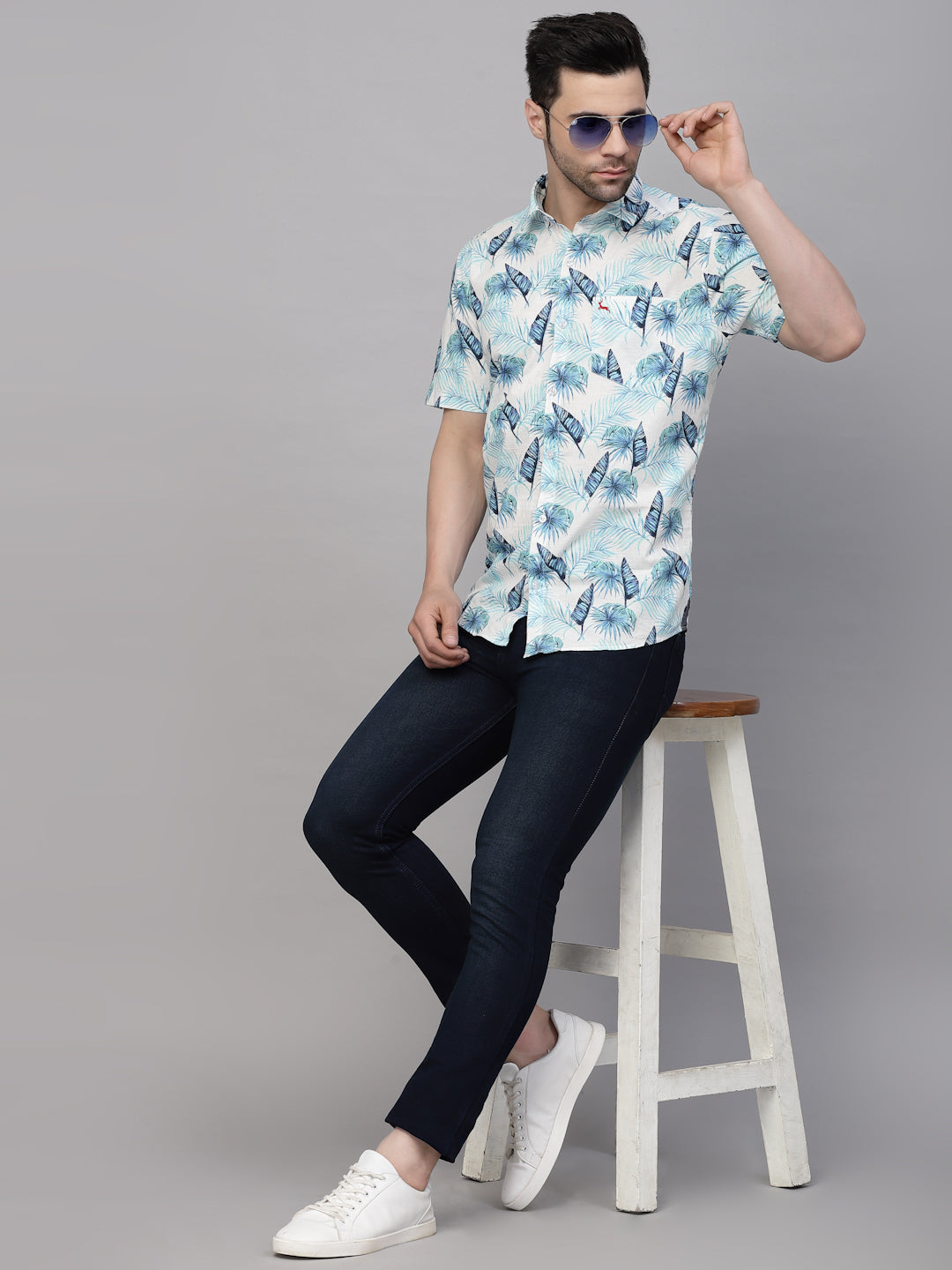 Valbone Men’s Sky Blue Digital Print Regular Fit Leaves Printed Casual Shirt Half Sleeves