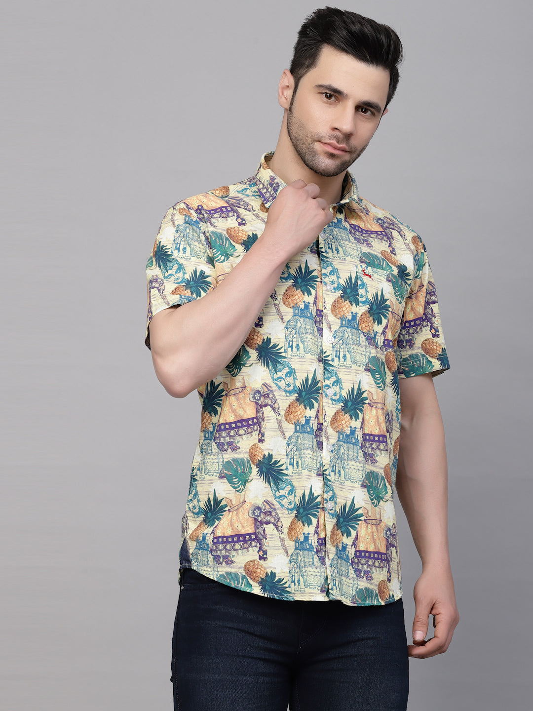Valbone Men’s Digital Print Green Regular Fit Casual Shirt Half Sleeves