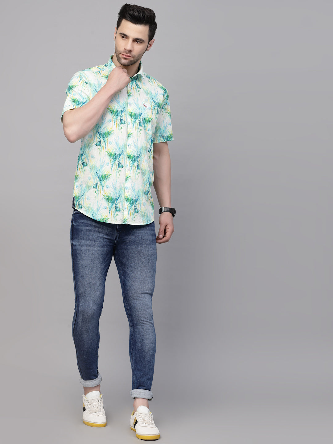 Valbone Men’s Green Digital Leafs Printed Regular Fit Casual Shirt Half Sleeves