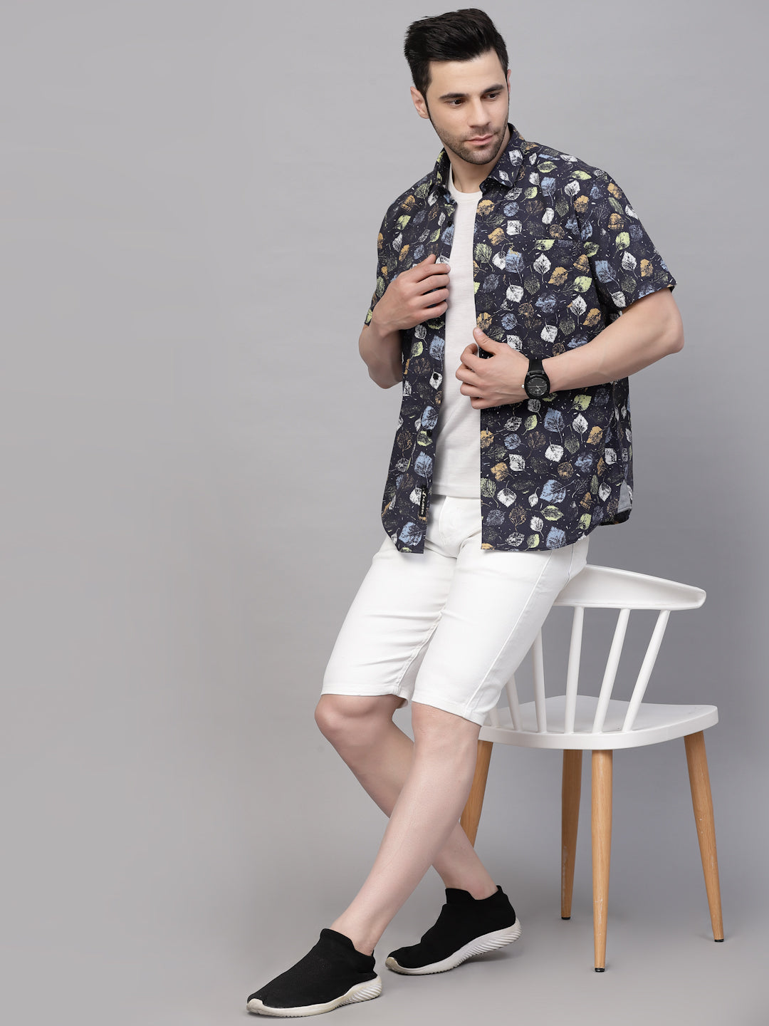 Valbone Men’s Black Digital Leaves Printed Regular Fit Casual Shirt Half Sleeves