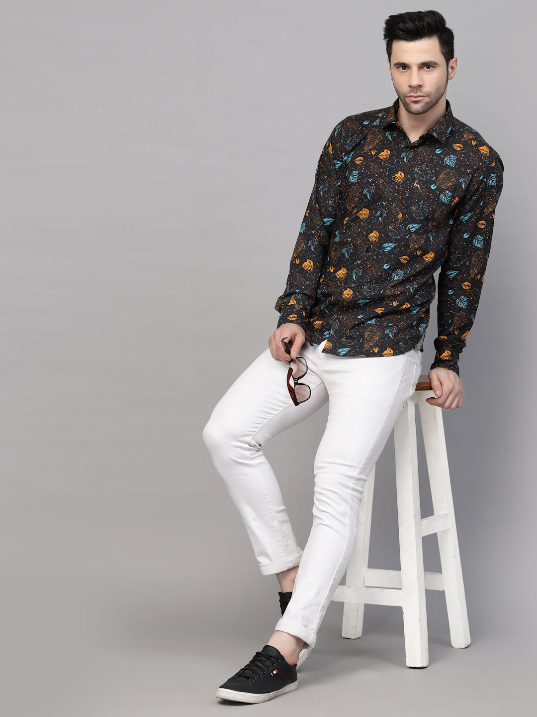 Valbone Men’s Digital Print Blue & Brown Leaf Printed Regular Fit Casual Shirt Full Sleeves