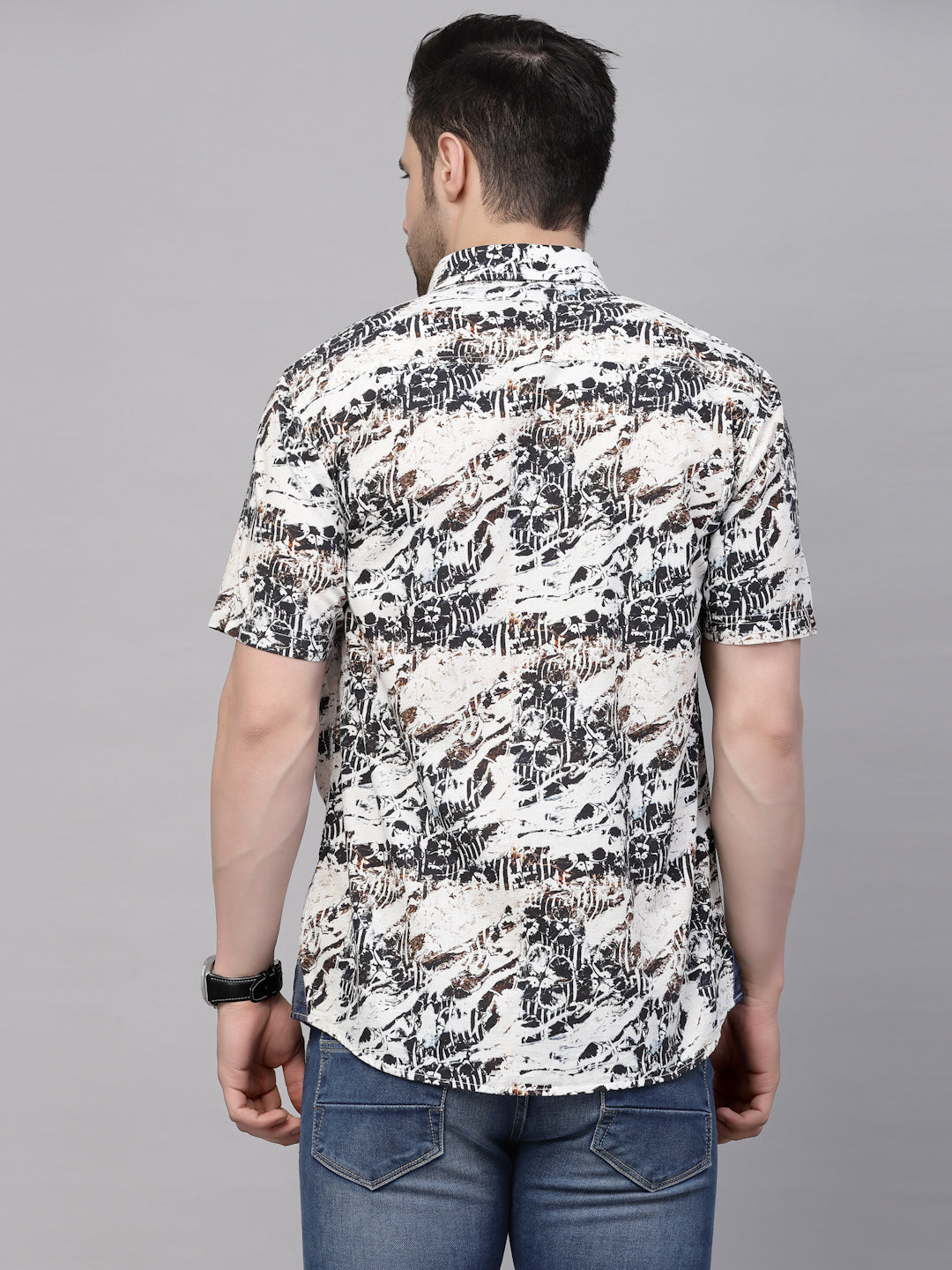 Valbone Men’s Black Digital Print Regular Fit Casual Shirt Half Sleeves