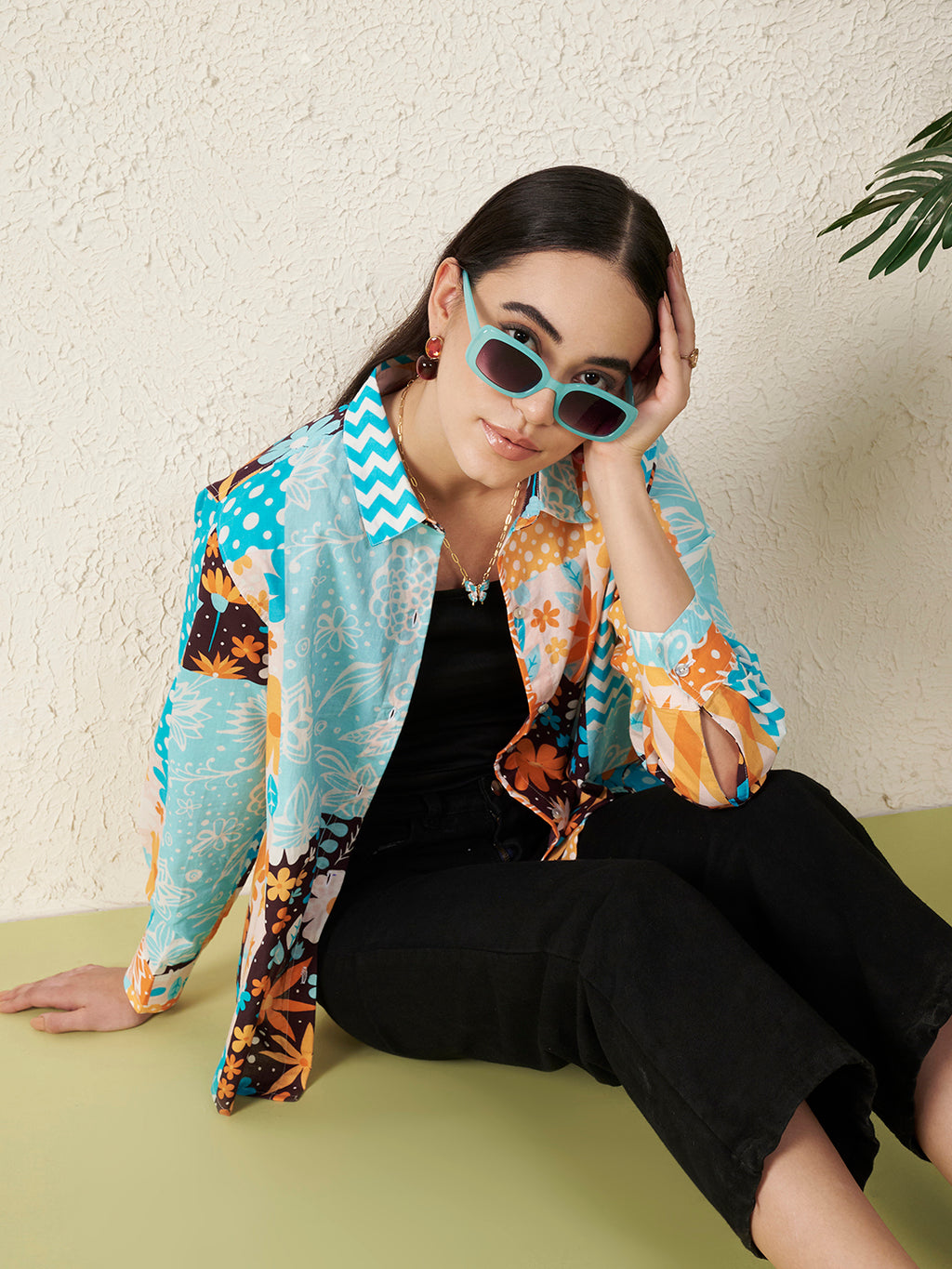 Women Retro Motif Floral Shirt