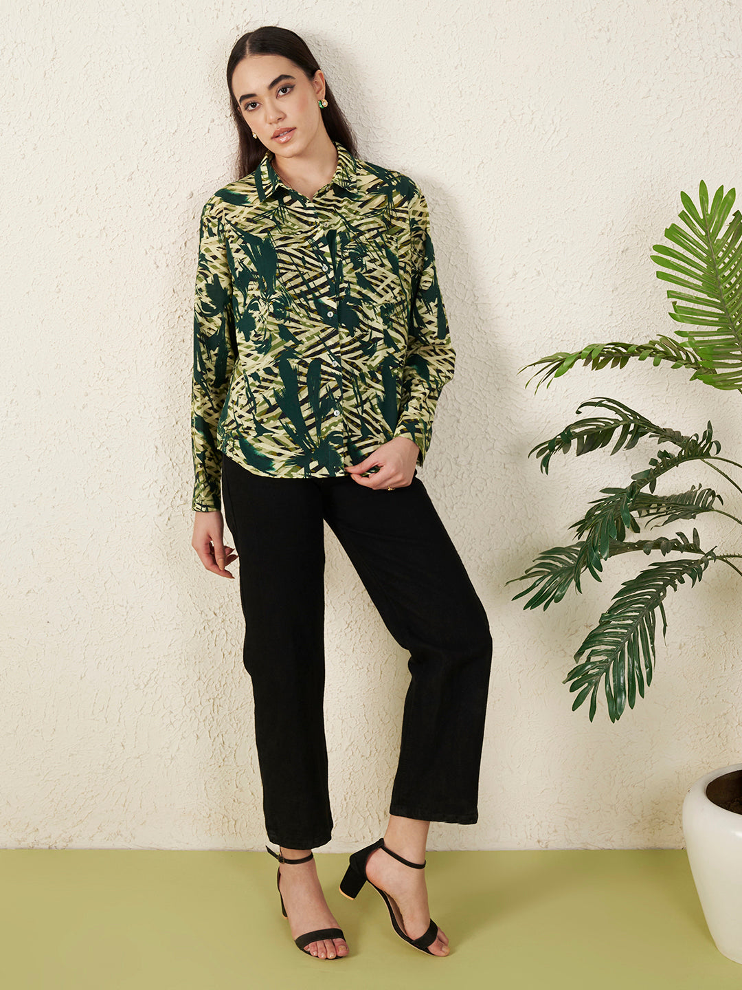 Women’s Green Abstract Tropical Print Shirt