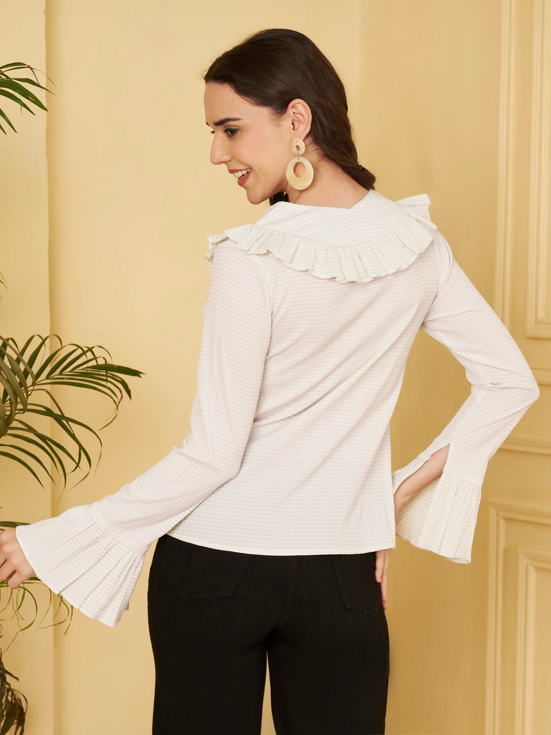 Women's Ruffle Collar Bell Sleeve Shirt