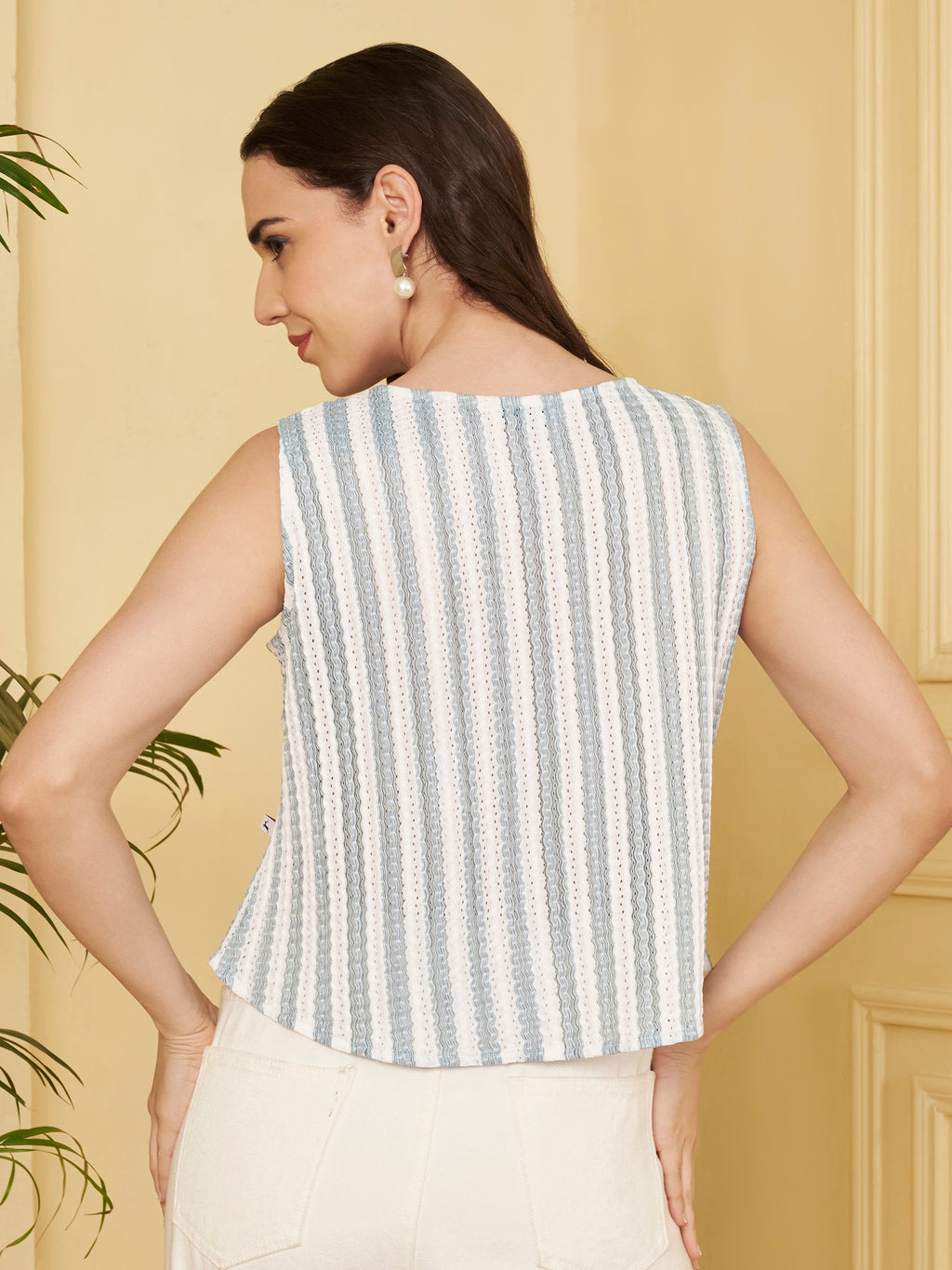 Women's Striped Sleeveless Notch Neck Crop Top