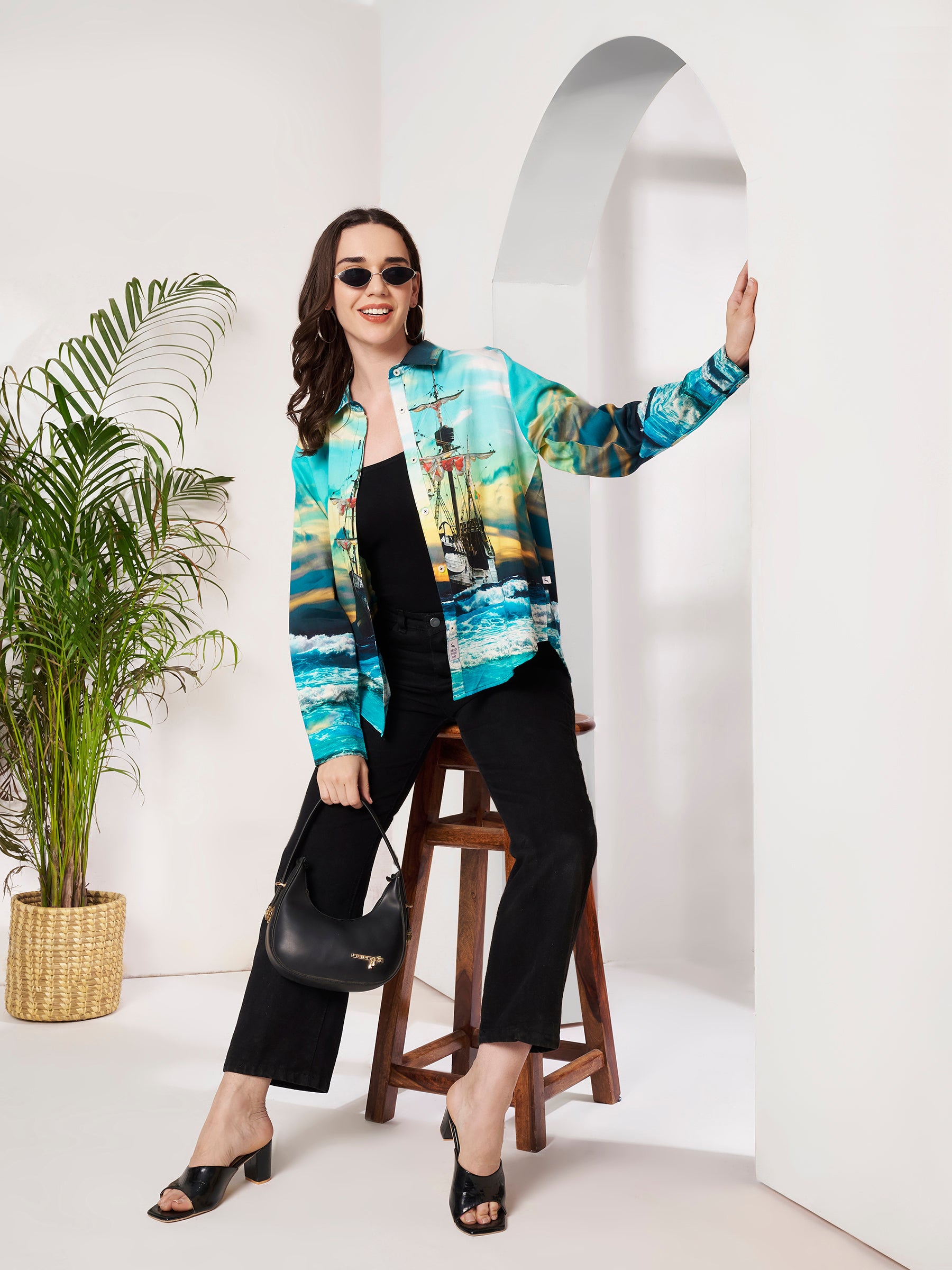 Women's Ocean Ship Print Full Sleeve Button-Down Shirt