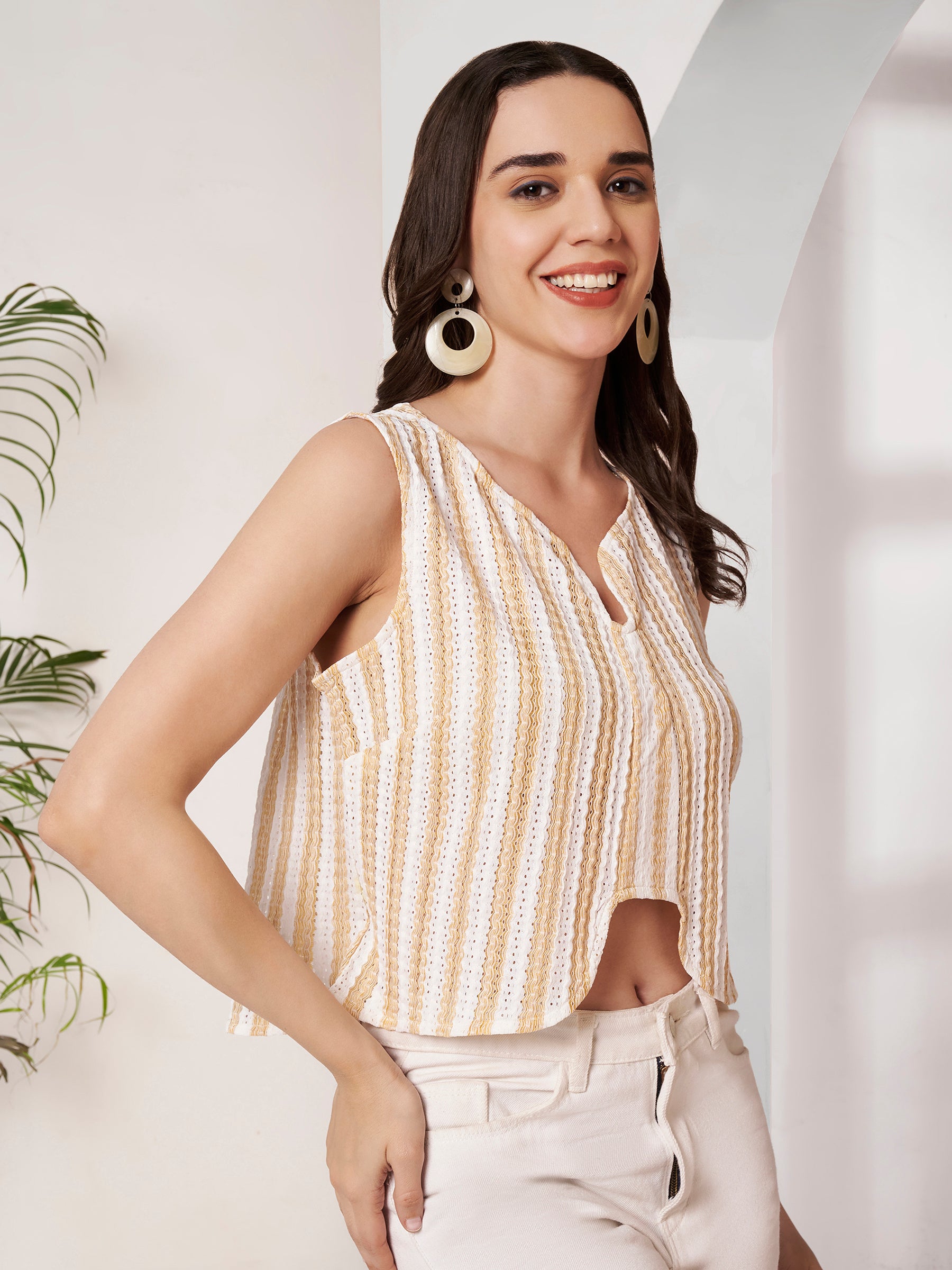 Women's Striped Sleeveless Notch Neck Crop Top
