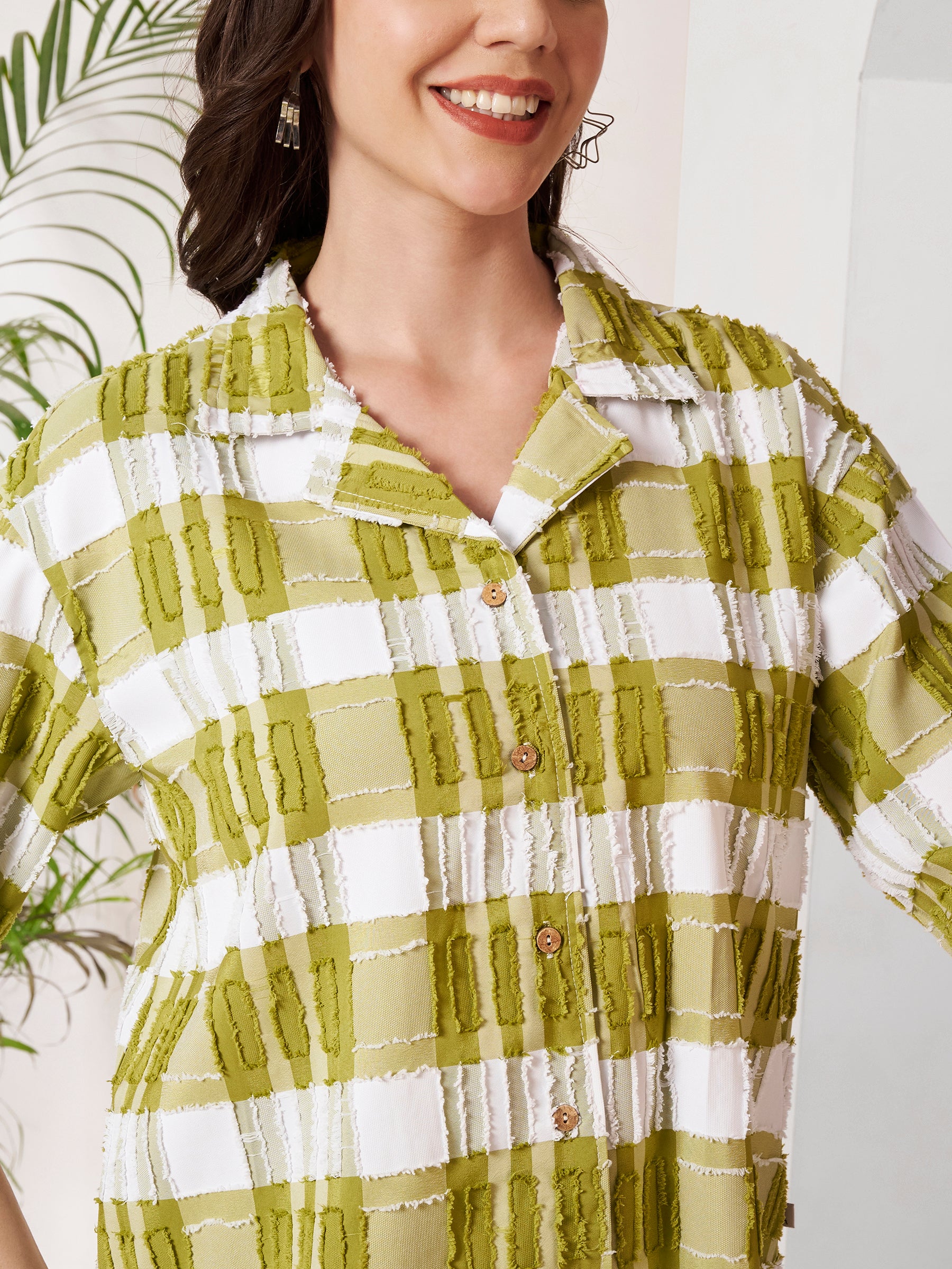 Women's Checkered Textured Button-Down Shirt