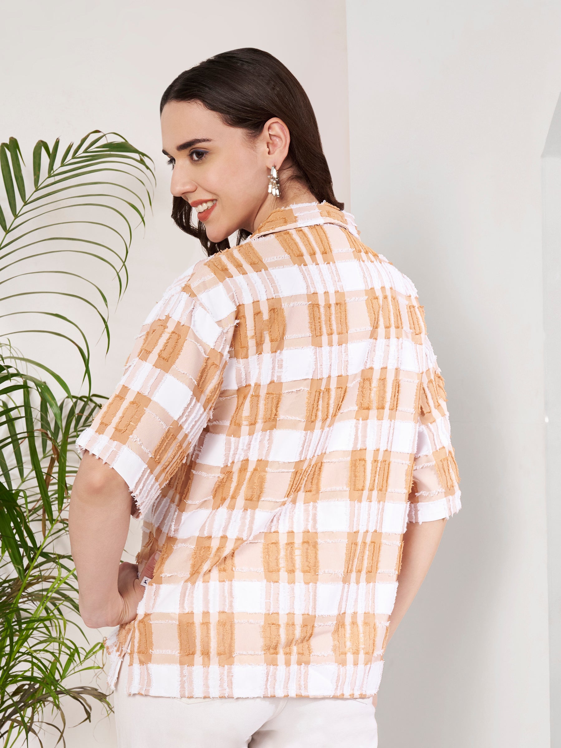 Women's Peach & White Checkered Textured Button-Down Shirt