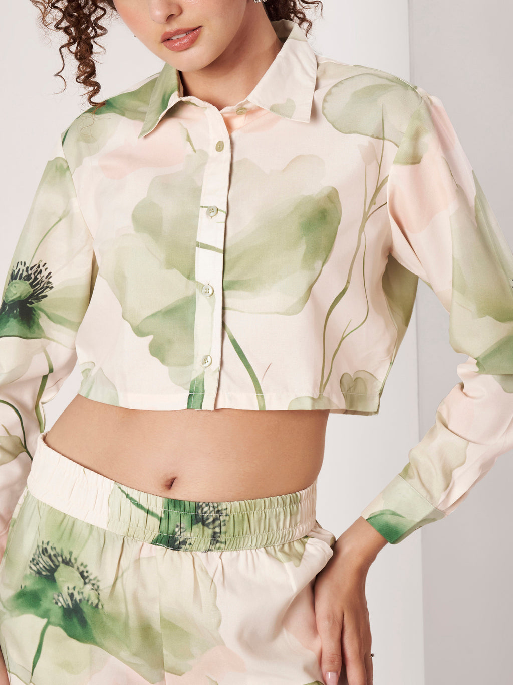 Women's Green Floral Print Crop Shirt & Shorts Co-Ord Set
