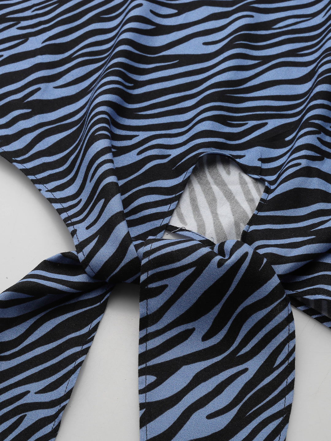 Valbone Women’s Blue Viscose Regular Printed Tie Top Half Sleeves