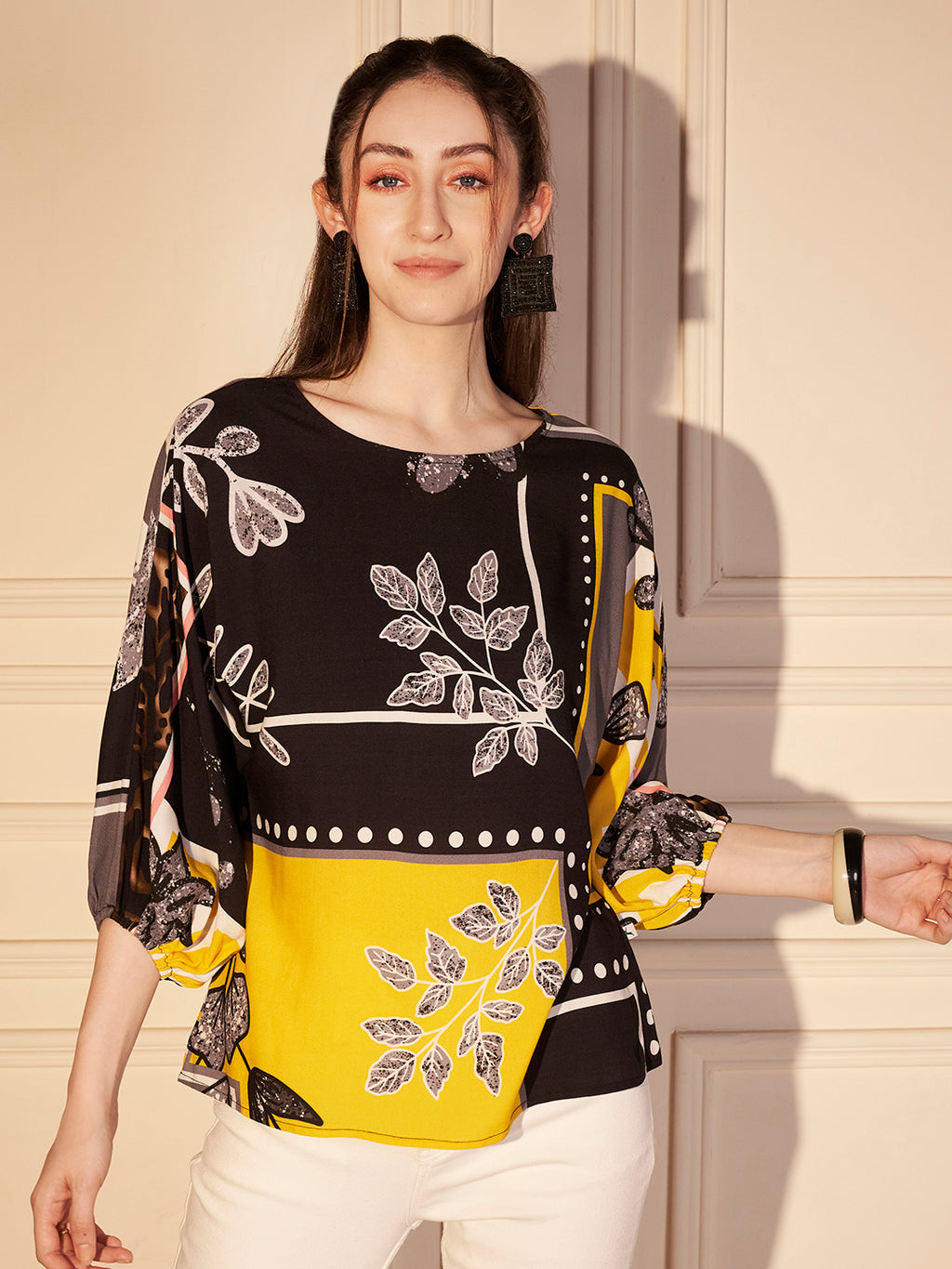 🌼 Monochrome Leaf Printed Viscose Top